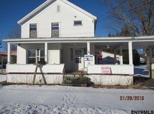 34 Perry Ln, Cambridge, NY 12816