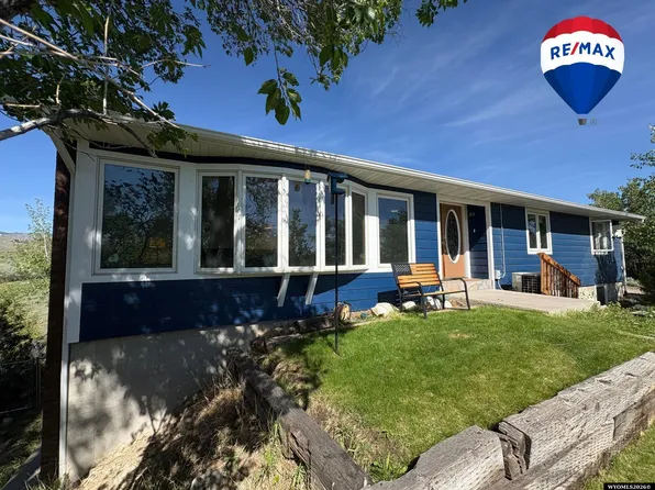 1185 Goodrich Dr, Lander, WY 82520
