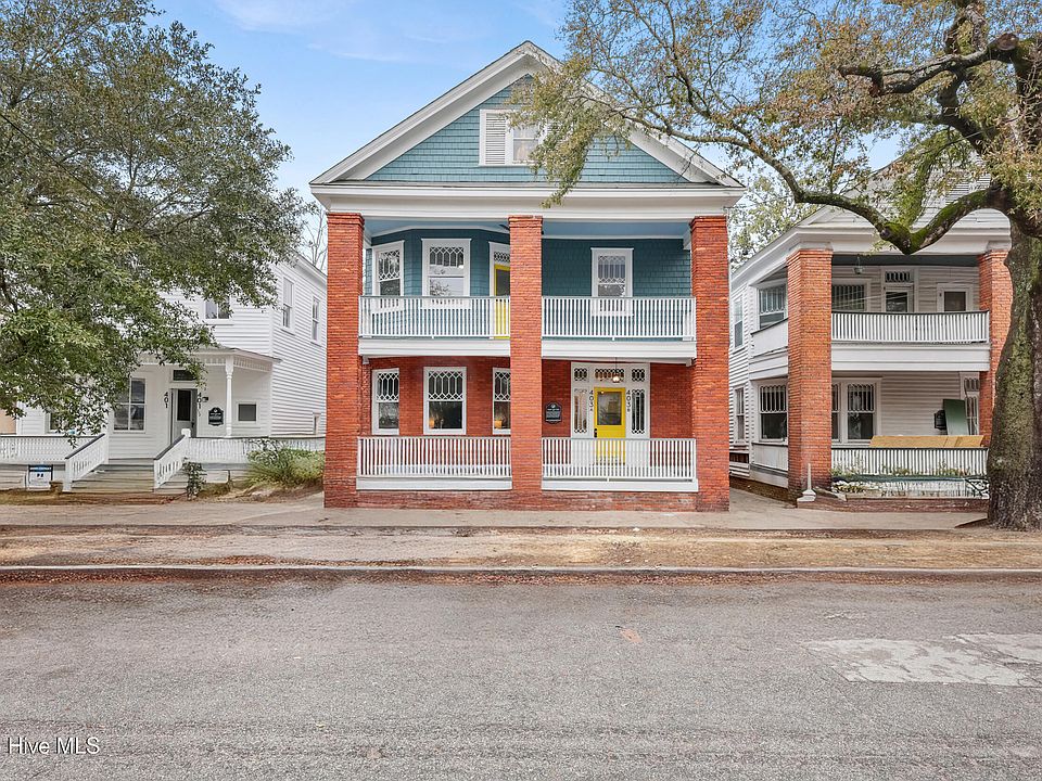 1st image of 403 Dock Street