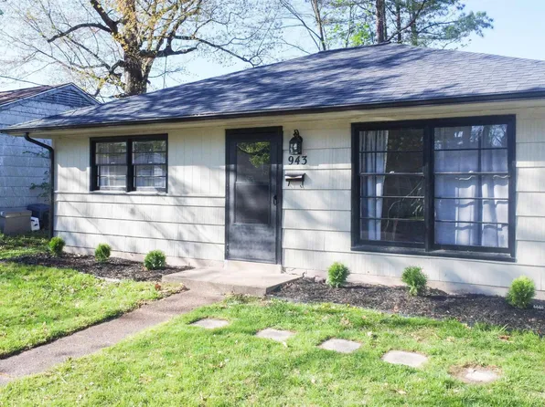 943 River Oaks Blvd, Paducah, KY 42001