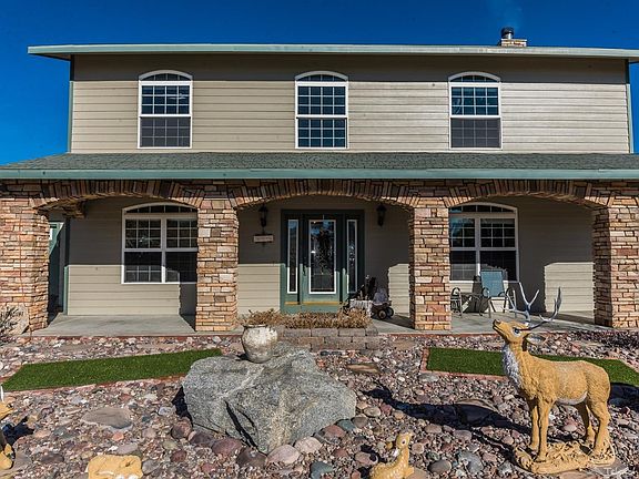 3rd image of 28621 Skyline Dr