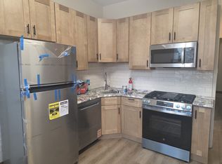 2338 W Iowa St APT 1R, Chicago, IL 60622