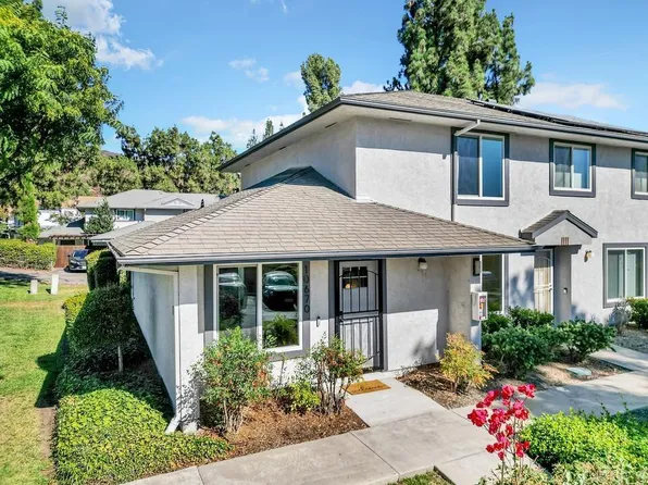 10670 Duke Miguel Ct, Santee, CA 92071