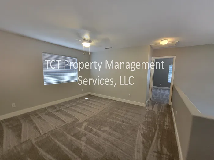 4610 E Meadow Dr — Photo 6