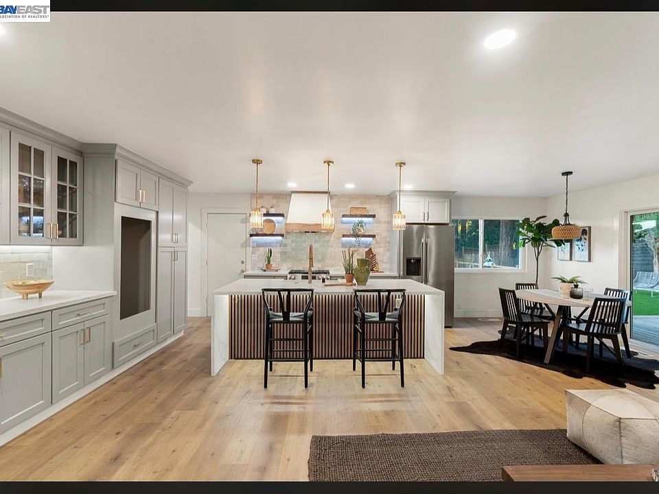 1st image of 1084 Jamie Dr