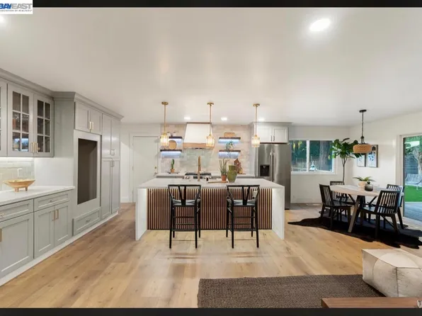 1084 Jamie Dr, Concord, CA 94518