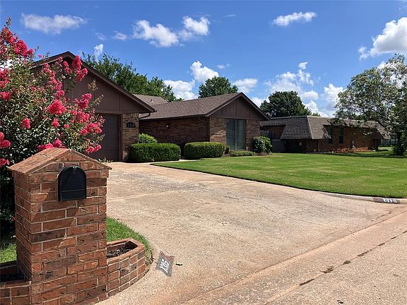 2nd image of 1315 Saint Mathews Dr