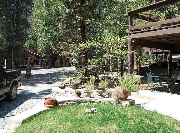 5th image of 1499 Pine Dr