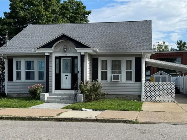 31 Bristol Ave, Pawtucket, RI 02861