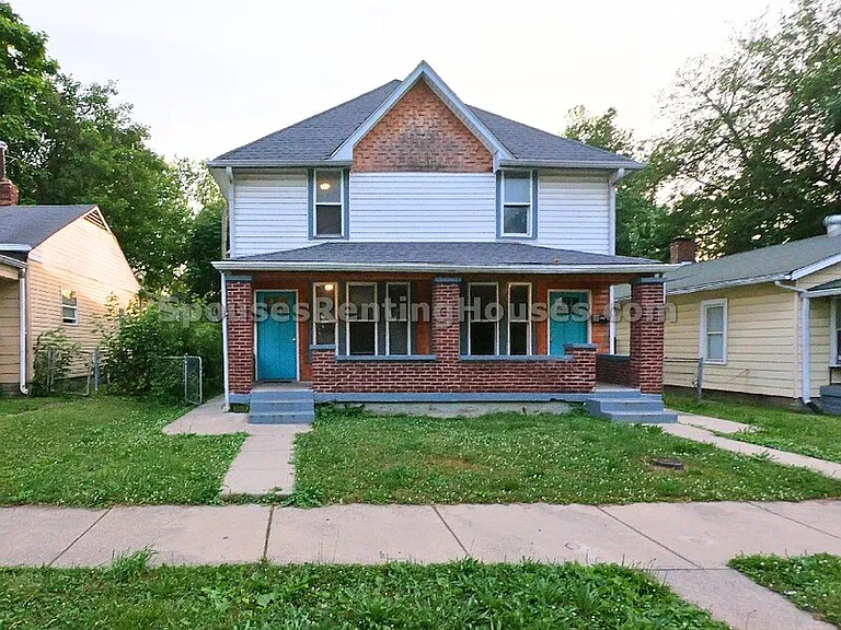 2722 Doctor Andrew J Brown Ave — Photo 1
