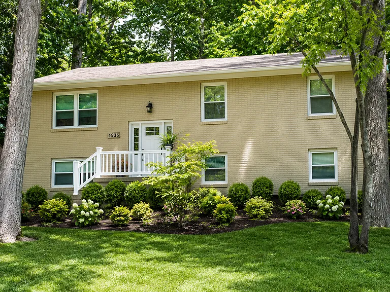 1815 Gardenspring Dr — Photo 1