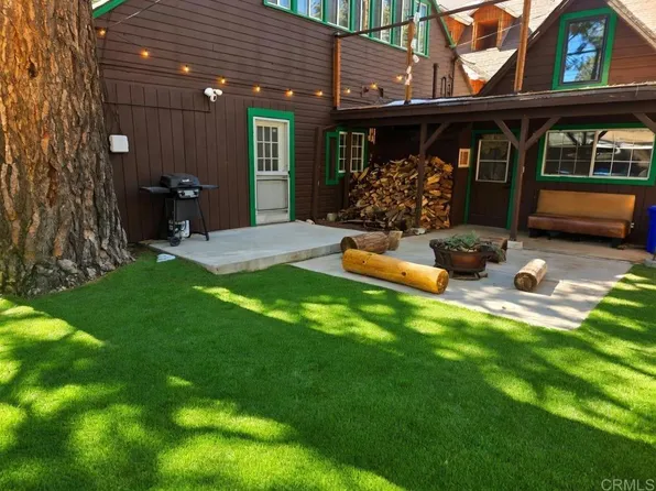 39204 N Shore Dr, Fawnskin, CA 92333