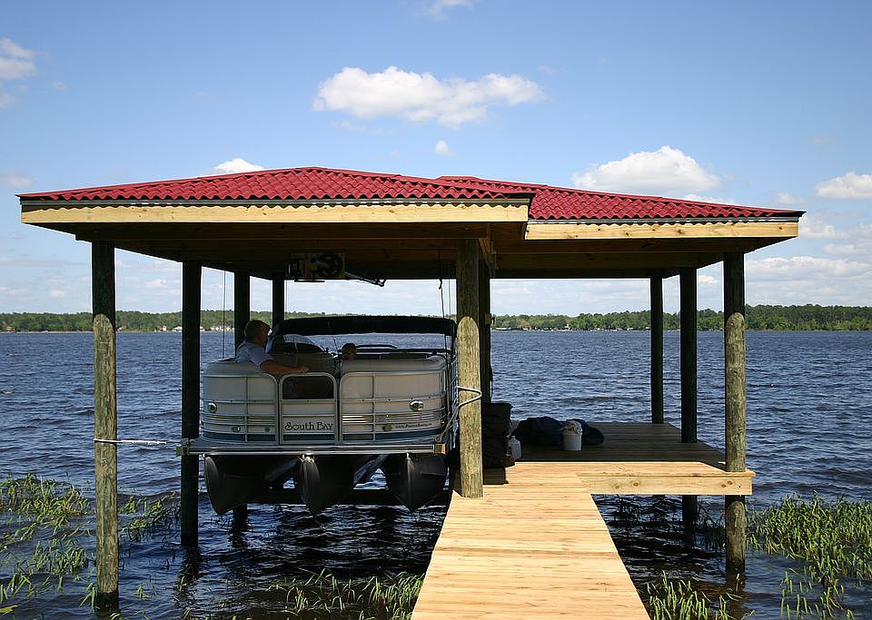 1st image of 256 Lake Dr