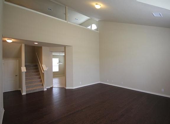 4th image of 1712 Colorado Bend Dr