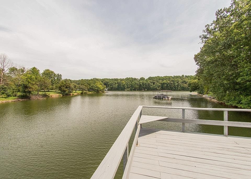 1st image of 416 Hillwood Dr