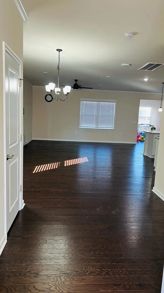 2237 Bethpage Drive — Photo 2