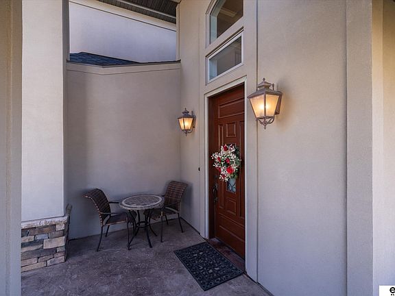 4th image of 907 Ridge Road Pl