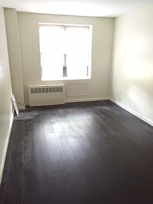 Rented by Lang Realty LLC | media 8