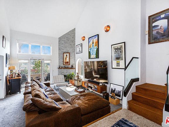 3rd image of 1133 9th St Unit 311