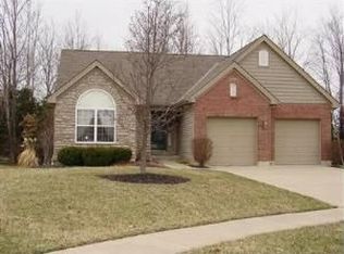 7793 Dew Drop Cir, Maineville, OH 45039