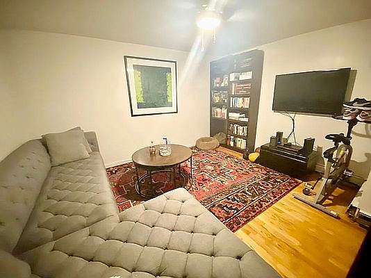 2nd image of 171 Attorney St APT 1A