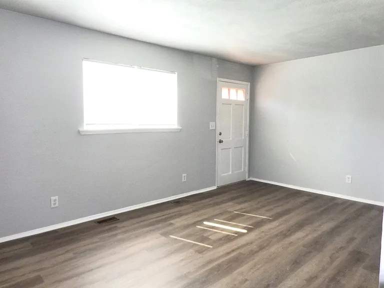 Pembroke Pines Apartments — Photo 4