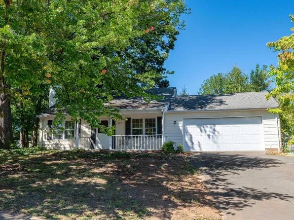 393 Minor Ridge Rd, Charlottesville, VA 22901