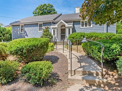 107 Ellis Farm Ln, Melrose, MA, 02176