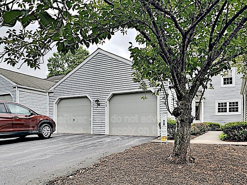 1st image of 403 Cambridge Ct