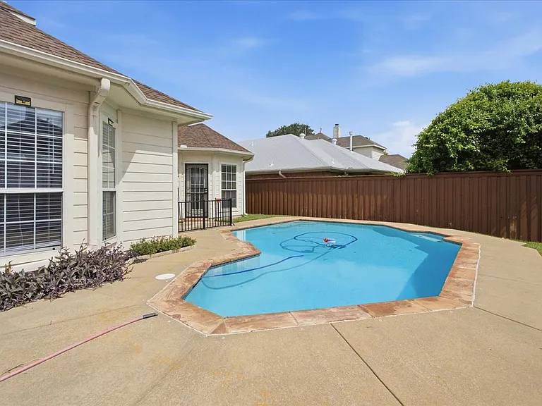 36-5020 Woodmeadow Dr -36_07172026