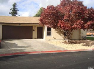 936 W 8th St, Santa Rosa, CA 95401