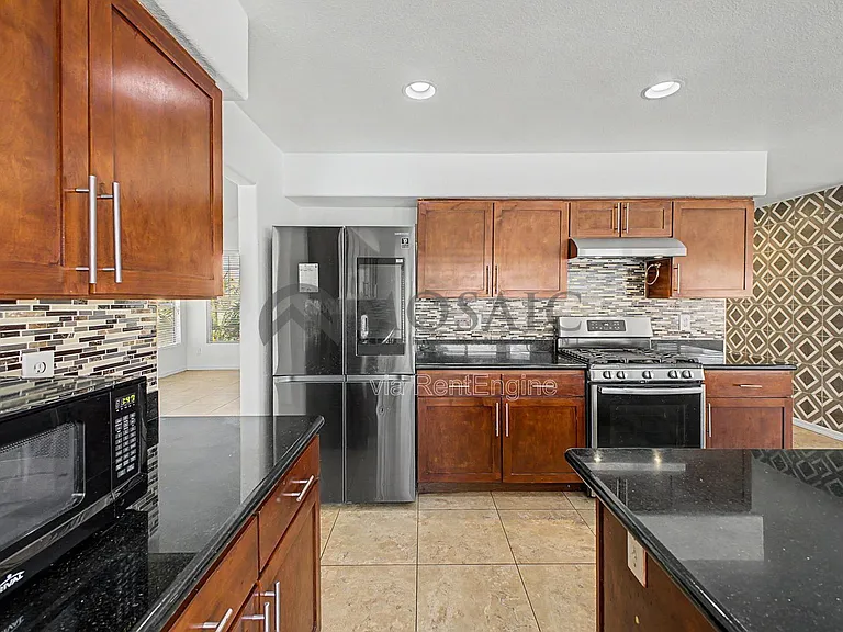 820 N Granada Dr — Photo 17