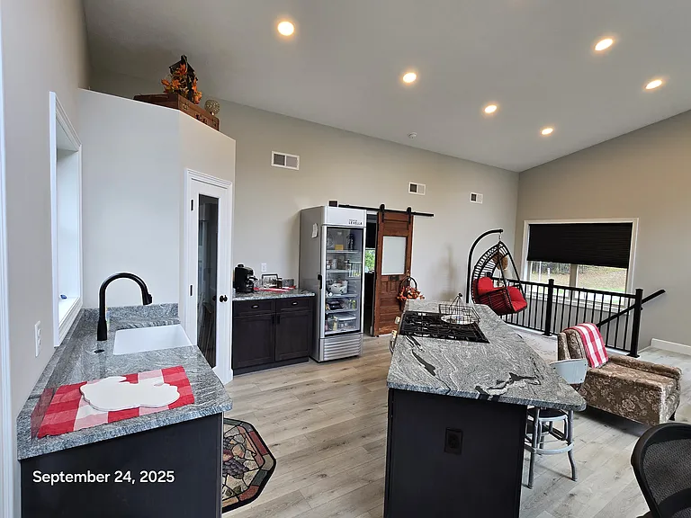 416 S Eberhart Rd — Photo 5