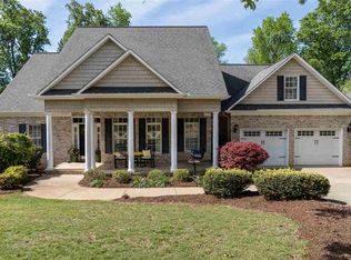 474 Chippendale Ln, Boiling Springs, SC 29316