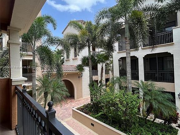 3rd image of 2955 NW 126th Ave #2235