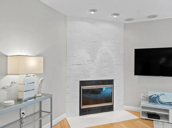 31B 6th St #31B