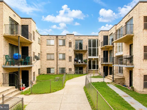 4921 Quarles St NE #103, Washington, DC 20019