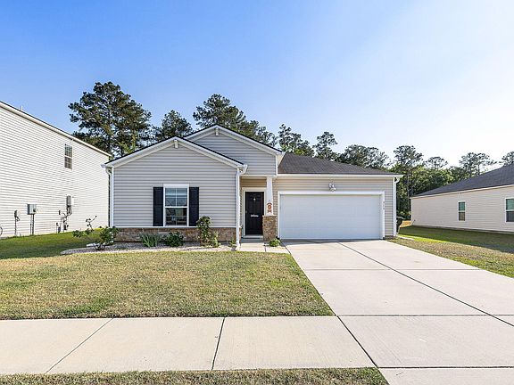 2nd image of 313 Squire Pope Rd