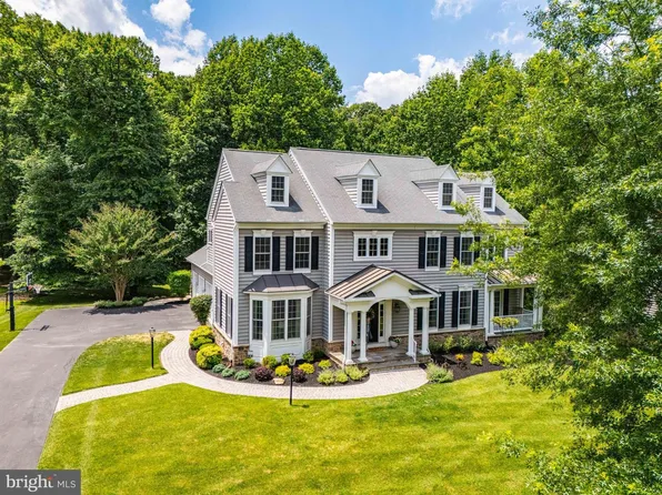 4325 Buckskin Wood Dr, Ellicott City, MD 21042