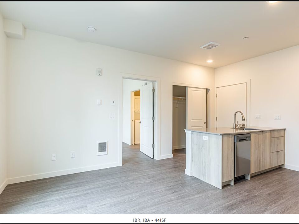 1st image of 1514 N Emerson St #302