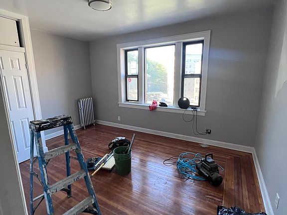 4th image of 640 Van Cortlandt Park Ave APT 3E
