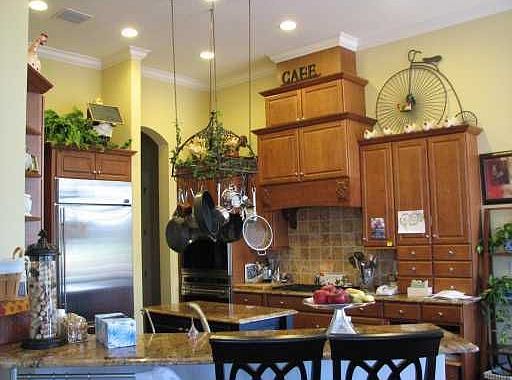 Gourmet Kitchen