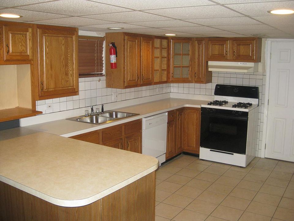 2nd image of 5020 S Laramie Ave