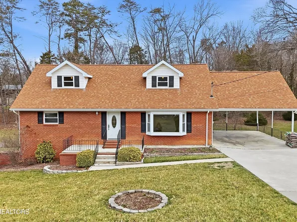 168 Cumberland View Dr, Oak Ridge, TN 37830