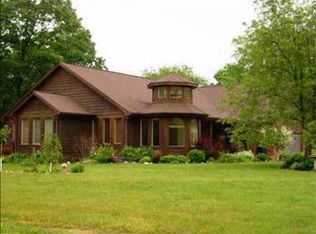 10425 Foley Rd, Fenton, MI 48430