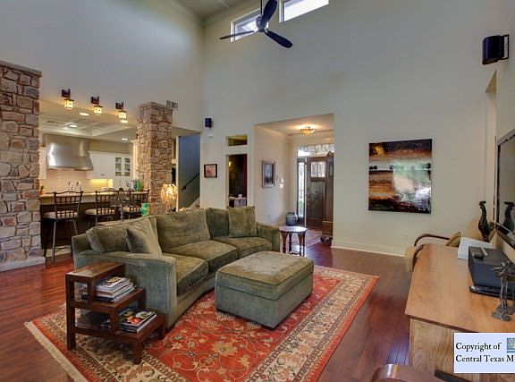 4th image of 288 Texas Country Dr