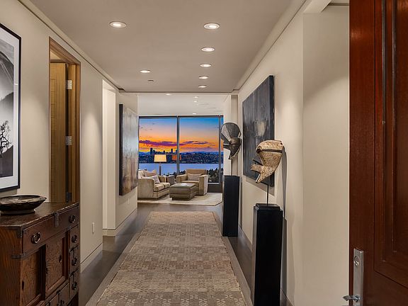 3rd image of 650 Bellevue Way NE Unit 4004