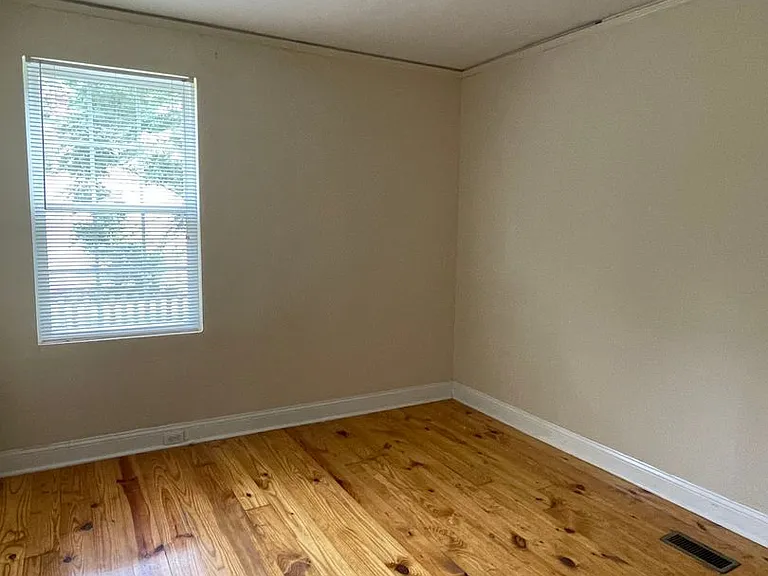 420 Virginia St — Photo 13