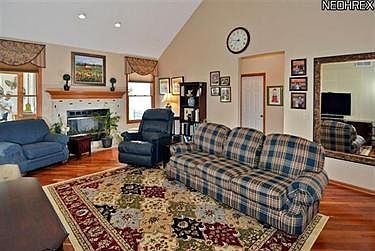 5th image of 26677 Crocker Lndg