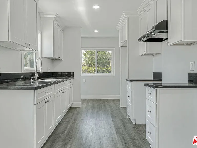 1254 Exposition Blvd — Photo 11